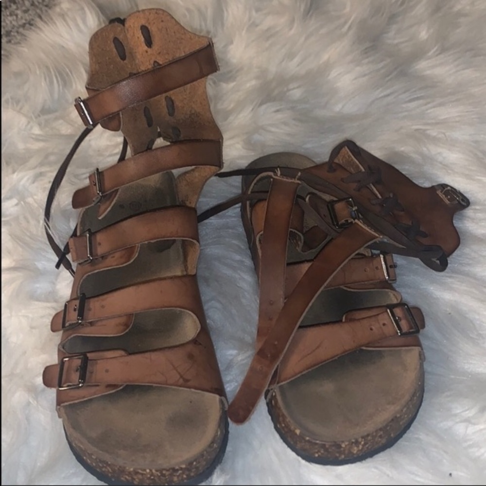 IN SEARCH OF THESE PLEAEE IF ANYONE SEES OR KNOWS